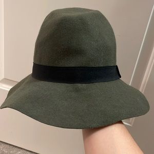 D&Y Wool Hat